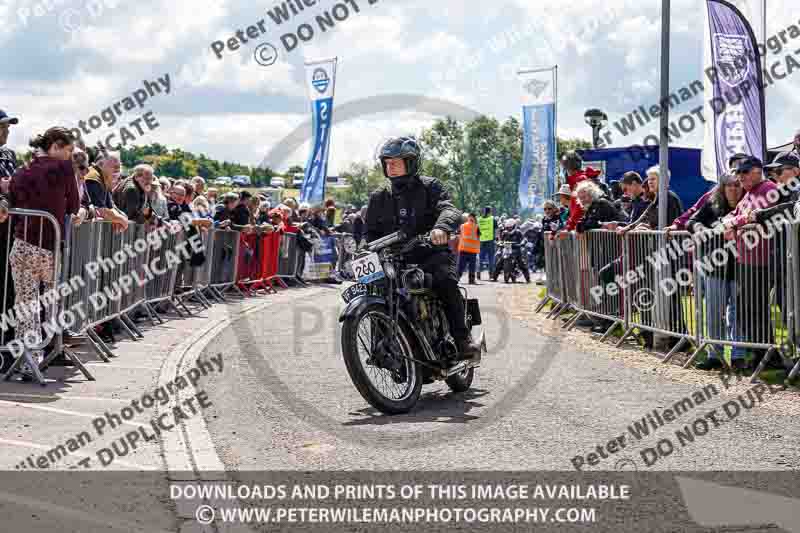 Vintage motorcycle club;eventdigitalimages;no limits trackdays;peter wileman photography;vintage motocycles;vmcc banbury run photographs